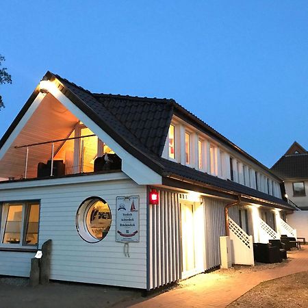 Brueckendeck App 3 Apartment Zingst Exterior photo
